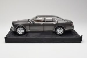 Bentley Mulsanne Brodgar Metallic Minichamps 1:18 BL843 Pressofusione — immagine 4 di 8