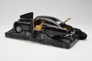 Bentley R-Type Continental Black Metallic Minichamps 1:18 100139420 Pressofusione — immagine 5 di 8