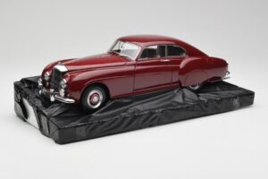Bentley R-Type Continental Tudor Rosso Minichamps 1:18 100139421 Pressofusione