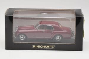 Bentley S1 Continental Flying Spur Bordeaux Minichamps 1:43 436139550 Pressofusione — immagine 4 di 4