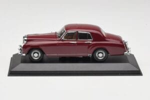 Bentley S1 Continental Flying Spur Bordeaux Minichamps 1:43 436139550 Pressofusione