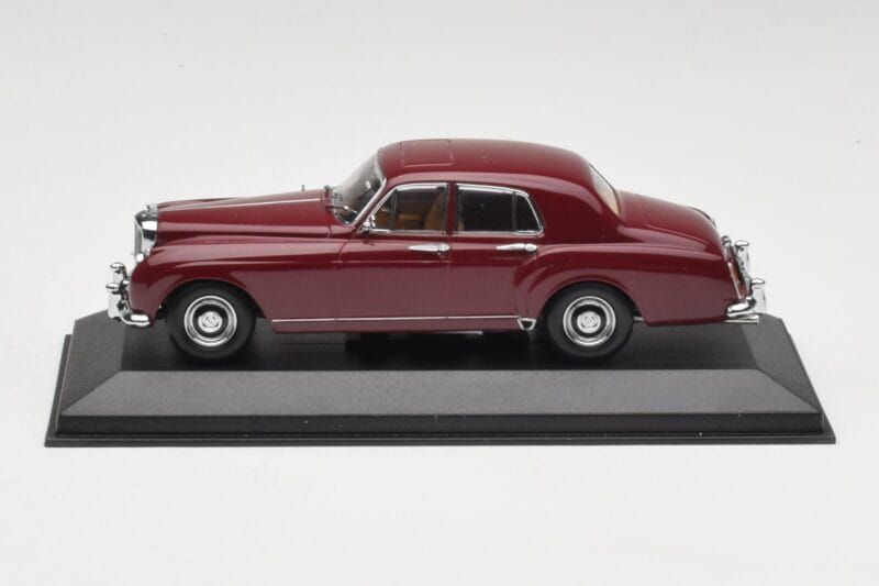 Bentley S1 Continental Flying Spur Bordeaux Minichamps 1:43 436139550 Pressofusione