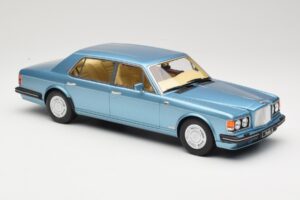 Bentley Turbo R LWB Blu GT Spirit 1:18 GT782 Resina — immagine 4 di 6