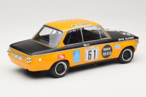 BMW 1600-2 BMW Alpina #61 R. Herzog / N. Lauda DNF 6 Hours Nurburgring 1970 Minichamps 1:18 155702661 Pressofusione — immagine 2 di 6