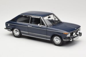 BMW 1600 Touring Blu Minichamps 1:18 80430145823 Pressofusione — immagine 6 di 8