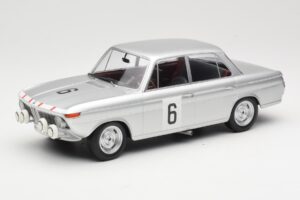 BMW 1800 TiSA #6 J. Munaron / K. Eppelein 24 Hours of Spa 1965 Minichamps 1:18 155652906 Pressofusione