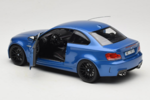BMW 1M Coupe E82 Blue Metallic Minichamps 1:18 110020025 Pressofusione — immagine 5 di 8