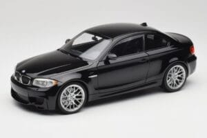 BMW 1M Coupe E82 Black Metallic Minichamps 1:18 110020021 Pressofusione