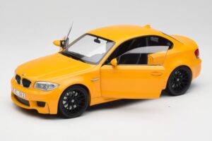 BMW 1M Coupe E82 Giallo Minichamps 1:18 110020026 Pressofusione — immagine 2 di 8