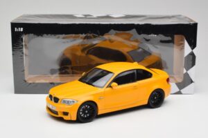 BMW 1M Coupe E82 Giallo Minichamps 1:18 110020026 Pressofusione — immagine 8 di 8