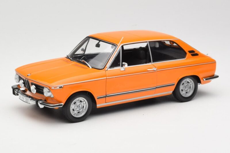 BMW 2000 Tii Touring Arancione Minichamps 1:18 80430145824 Pressofusione