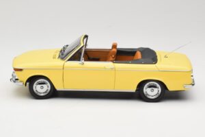 BMW 2002 Cabriolet Verde Brillante Minichamps 1:18 80430145820 Pressofusione — immagine 4 di 8
