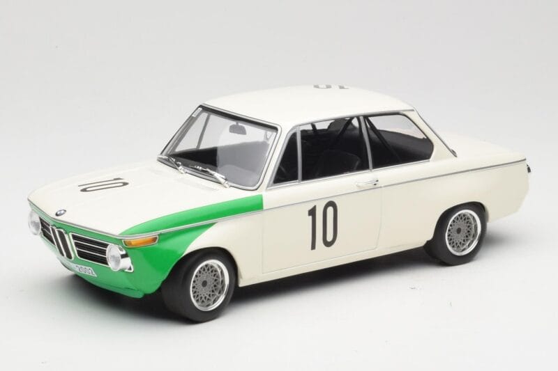BMW 2002 Tii E10 #10 H. Hahne / D. Quester Winners Nurburgring 1968 Minichamps 1:18 155682710 Pressofusione