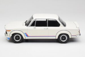 BMW 2002 Tii Turbo Alpine White Minichamps 1:18 155026200 Pressofusione — immagine 3 di 6