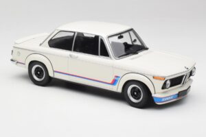 BMW 2002 Tii Turbo Alpine White Minichamps 1:18 155026200 Pressofusione — immagine 4 di 6