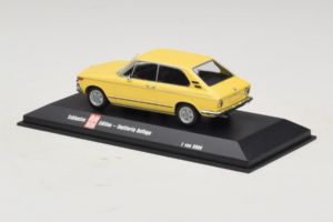 BMW 2002 Touring Giallo Minichamps 1:43 403021115 Pressofusione — immagine 3 di 4