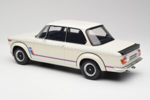 BMW 2002 Turbo E10 Chamonix Bianco Otto 1:12 G077 Resina — immagine 4 di 5