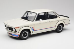 BMW 2002 Turbo E10 Chamonix Bianco Otto 1:12 G077 Resina