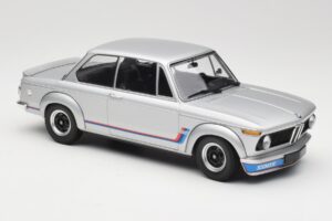 BMW 2002 Turbo E10 Argento Minichamps 1:18 155026201 Pressofusione — immagine 4 di 6
