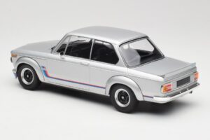 BMW 2002 Turbo E10 Argento Minichamps 1:18 155026201 Pressofusione — immagine 5 di 6