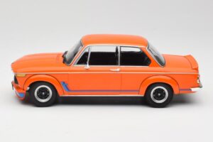 BMW 2002 Turbo Arancione Minichamps 1:18 155026202 Pressofusione — immagine 3 di 6