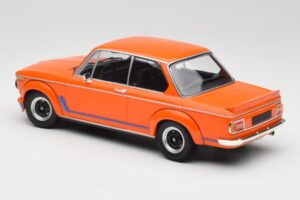 BMW 2002 Turbo Arancione Minichamps 1:18 155026202 Pressofusione — immagine 5 di 6