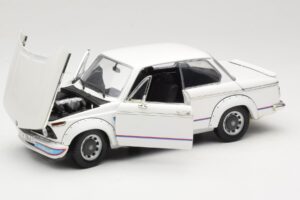 BMW 2002 Turbo E10 Bianco Anson 1:18 30393 Pressofusione — immagine 2 di 8