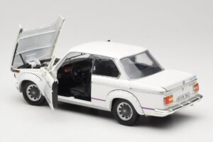 BMW 2002 Turbo E10 Bianco Anson 1:18 30393 Pressofusione — immagine 5 di 8