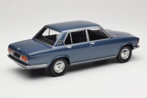 BMW 2500 E3 Blue Metallic Minichamps 1:18 155029200 Pressofusione — immagine 2 di 6