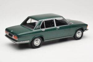 BMW 2500 E3 Green Metallic Minichamps 1:18 155029201 Pressofusione — immagine 2 di 6