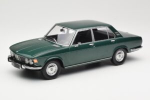 BMW 2500 E3 Green Metallic Minichamps 1:18 155029201 Pressofusione
