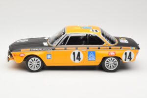 BMW 2800 CS BMW Alpina #14 H. Kelleners / G. Huber Winners 24 Hours of Spa 1970 Minichamps 1:18 155702714 Pressofusione — immagine 3 di 6