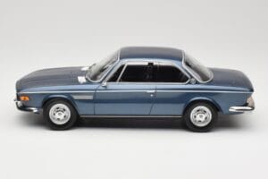 BMW 2800 CS E9 Blu Metallizzato Minichamps 1:18 155028032 Pressofusione — immagine 3 di 6