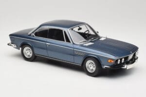 BMW 2800 CS E9 Blu Metallizzato Minichamps 1:18 155028032 Pressofusione — immagine 4 di 6