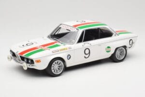 BMW 2800 CS E9 #9 Castrol BMW T. Moorkens / E. Haxhe 24 Hours of Spa 1971 Minichamps 1:18 155712709 Pressofusione