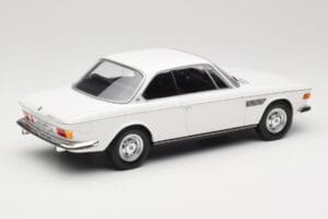 BMW 2800 CS E9 Bianco Minichamps 1:18 155028030 Pressofusione — immagine 2 di 6