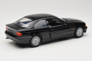 BMW 3 Series E36 Coupe Nero UT Models 1:18 BMW009 Pressofusione — immagine 3 di 8
