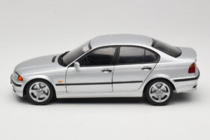 BMW 3 Series E46 Argento UT Models 1:18 80439421535 Pressofusione — immagine 4 di 8