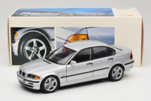 BMW 3 Series E46 Argento UT Models 1:18 80439421535 Pressofusione — immagine 8 di 8