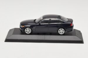 BMW 3 Series E90 Dark Blue Metallic Minichamps 1:43 80420392151-R Pressofusione