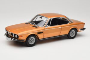 BMW 3.0 CSi E9 Gold Metallic Minichamps 1:18 180029027 Pressofusione