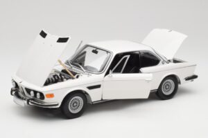 BMW 3.0 CSi E9 Bianco Minichamps 1:18 180029026 Pressofusione — immagine 2 di 8