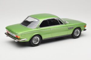 BMW 3.0 CSi E9 Green Metallic Minichamps 1:18 155028034 Pressofusione — immagine 2 di 6