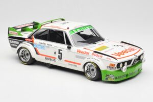 BMW 3.0 CSL E9 #5 Assoc Interim J-C. Chavan / A. Detrin Winners 24 Hours of Spa 1976 Minichamps 1:18 155762505 Pressofusione — immagine 4 di 6