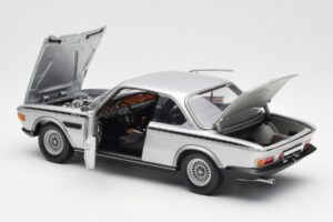 BMW 3.0 CSL E9 Argento Minichamps 1:18 180029020 Pressofusione — immagine 5 di 8