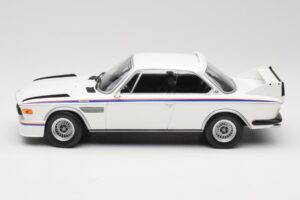 BMW 3.0 CSL E9 Bianco Minichamps 1:18 155028136 Pressofusione — immagine 3 di 6