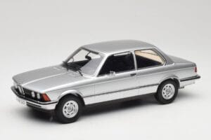 BMW 320 E21 Argento Minichamps 1:18 107024200 Resina