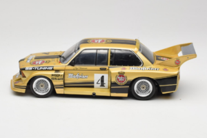 BMW 320i #4 Warsteiner J. Obermoser DRM 1977 Minichamps 1:18 180772105-R1 Pressofusione — immagine 4 di 8