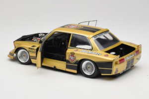 BMW 320i #4 Warsteiner J. Obermoser DRM 1977 Minichamps 1:18 180772105-R1 Pressofusione — immagine 5 di 8