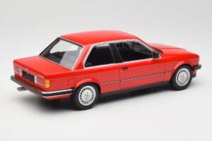 BMW 323i E21 Rosso Minichamps 1:18 155026000 Pressofusione — immagine 2 di 6